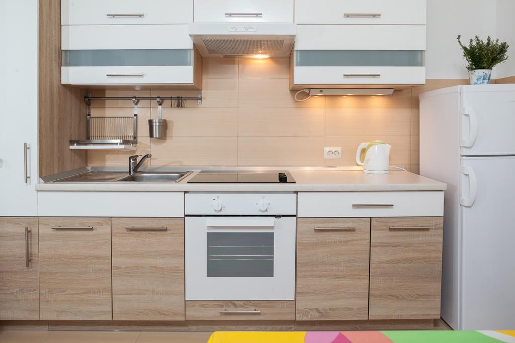 Apartment Nevia Макарска Стая снимка
